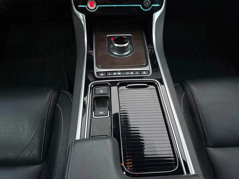 2018 Jaguar X260 XF - Image 20 of 20