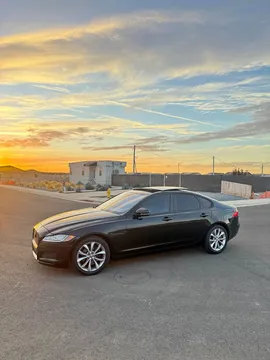 2018 Jaguar XF XF 25t Sedan 4D