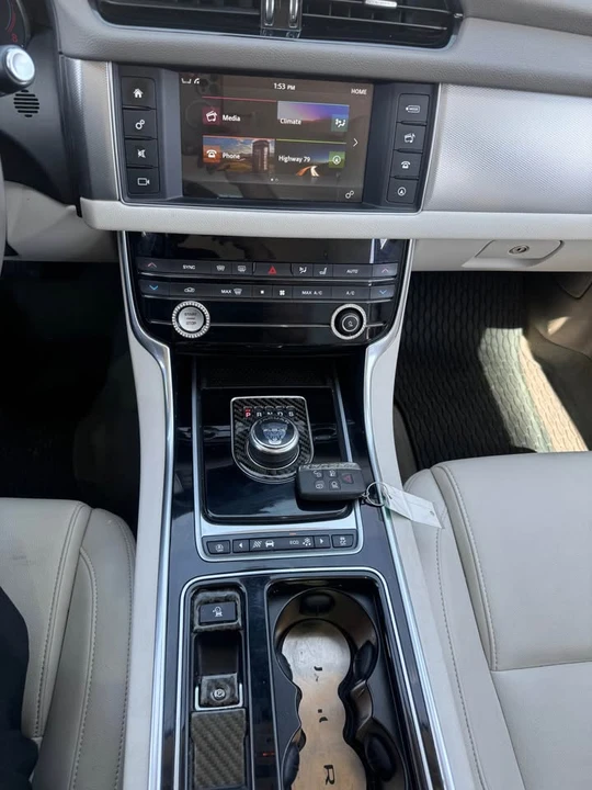 2018 Jaguar X260 XF - Image 15 of 16