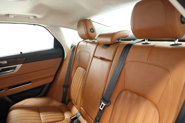 2018 Jaguar X260 XF - Image 3 of 12