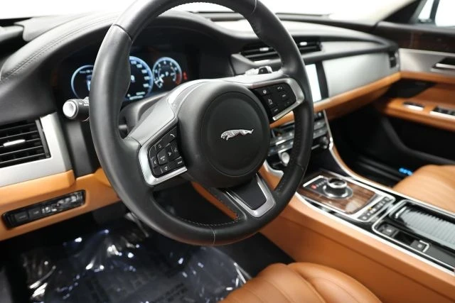 2018 Jaguar X260 XF - Image 2 of 21