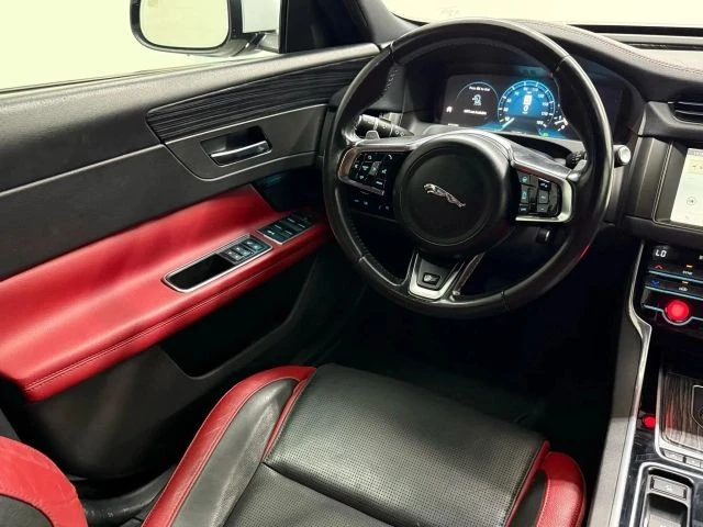 2018 Jaguar X260 XF - Image 15 of 21