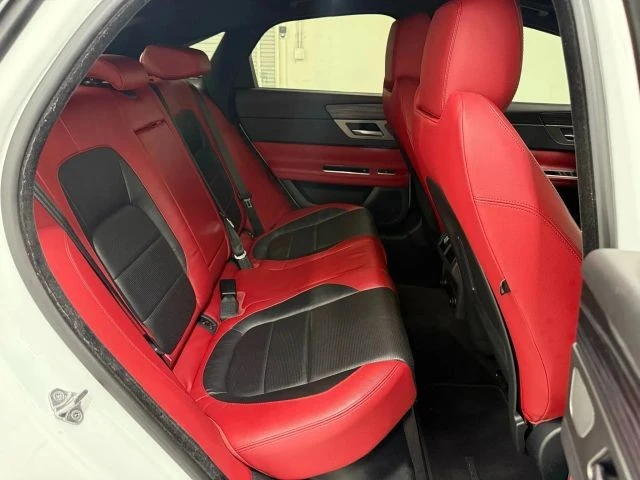 2018 Jaguar X260 XF - Image 20 of 21
