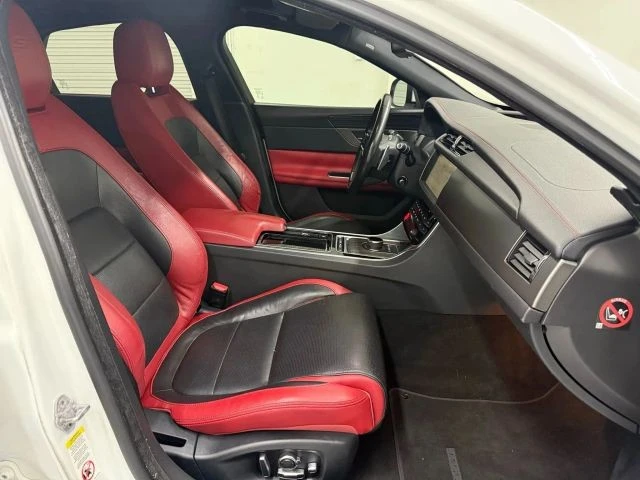 2018 Jaguar X260 XF - Image 18 of 21