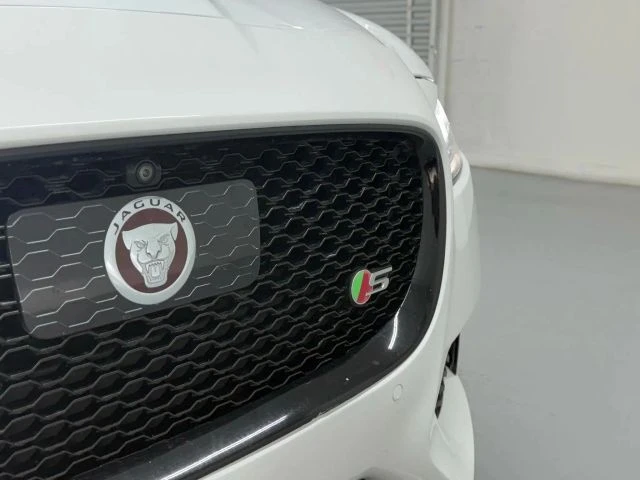 2018 Jaguar X260 XF - Image 10 of 21
