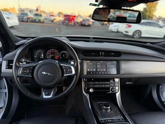 2018 Jaguar X260 XF - Image 16 of 21