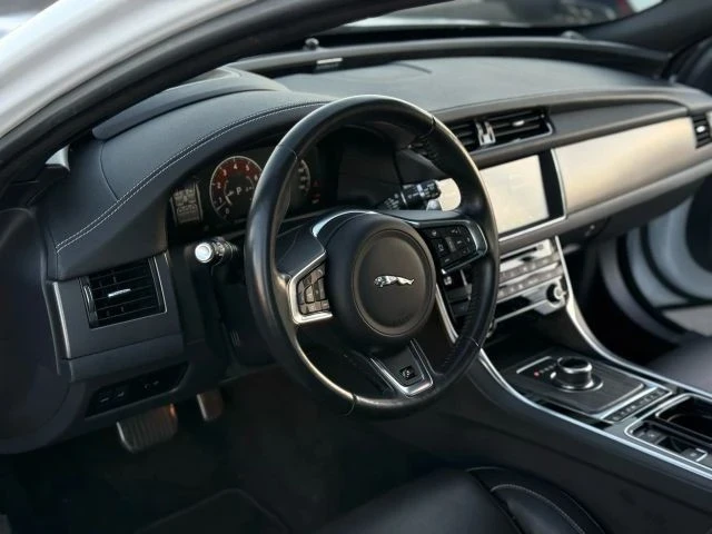 2018 Jaguar X260 XF - Image 17 of 21