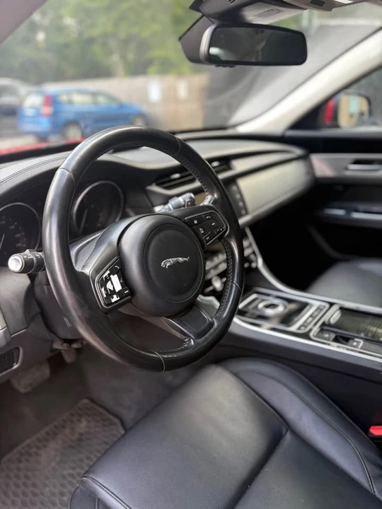2018 Jaguar X260 XF - Image 6 of 9