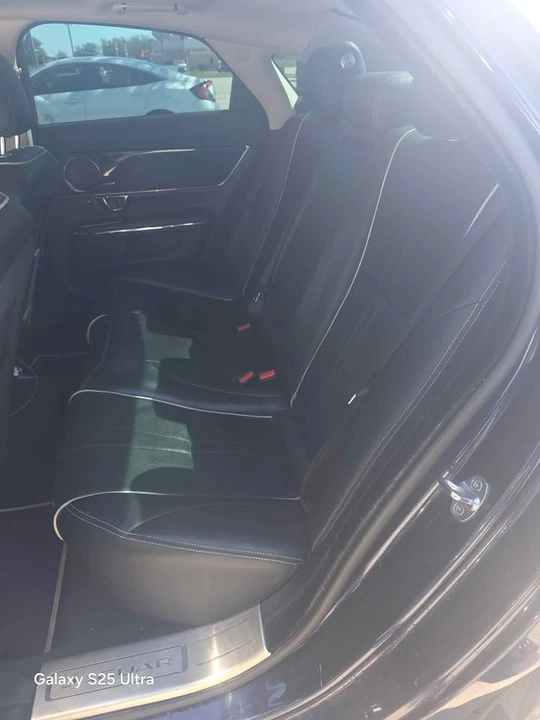 2018 Jaguar X351 XJ - Image 8 of 10
