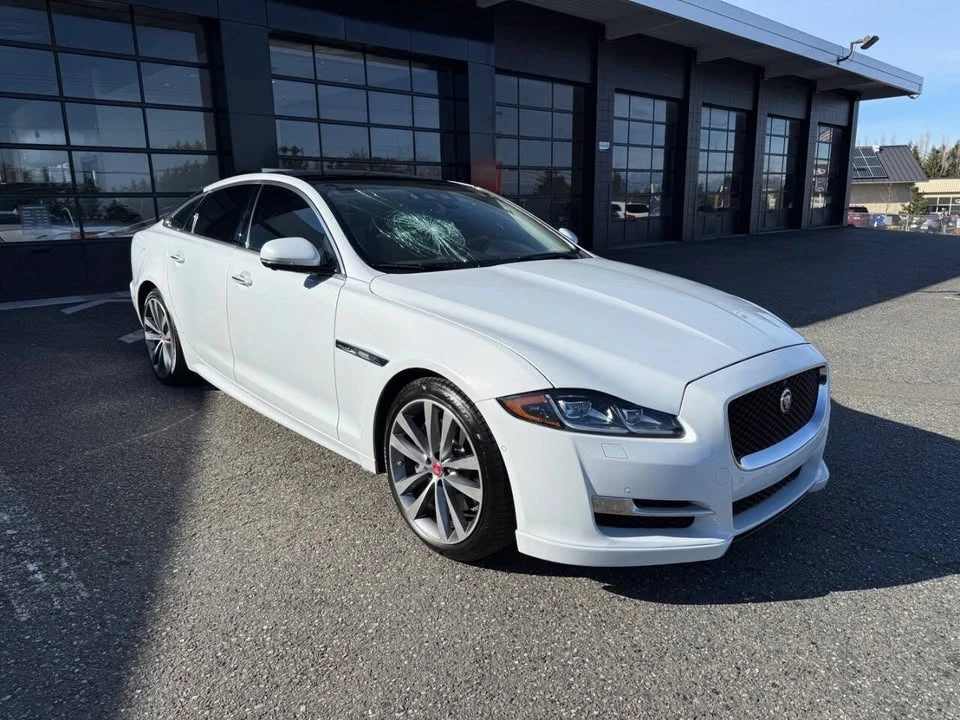 2018 Jaguar X351 XJ - Image 9 of 20