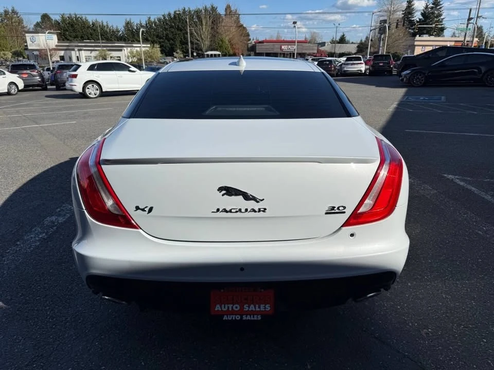 2018 Jaguar X351 XJ - Image 4 of 20