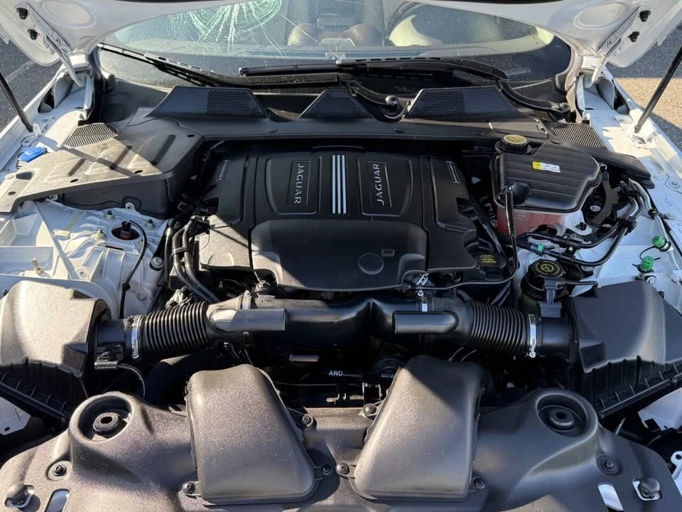 2018 Jaguar X351 XJ - Image 11 of 20