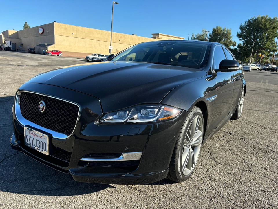 2018 Jaguar X351 XJ - Image 8 of 31
