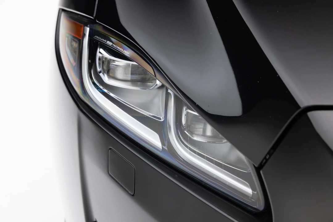2018 Jaguar X351 XJ - Image 13 of 31