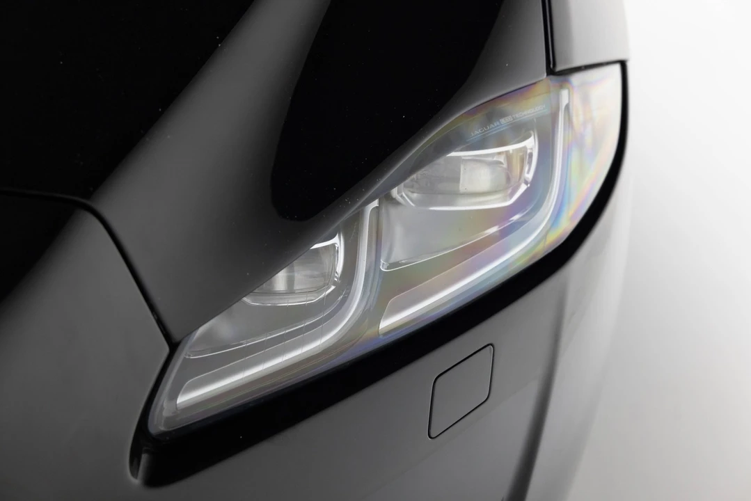 2018 Jaguar X351 XJ - Image 14 of 31
