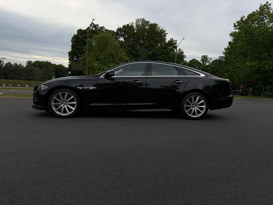 2018 Jaguar X351 XJ - Image 9 of 31