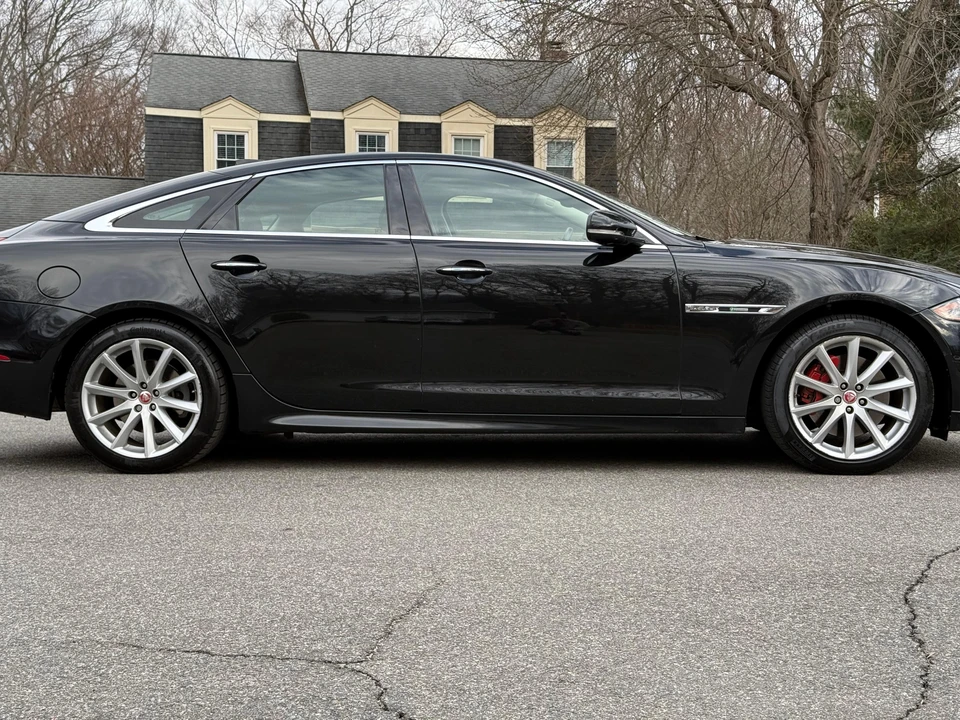 2018 Jaguar X351 XJ - Image 15 of 31