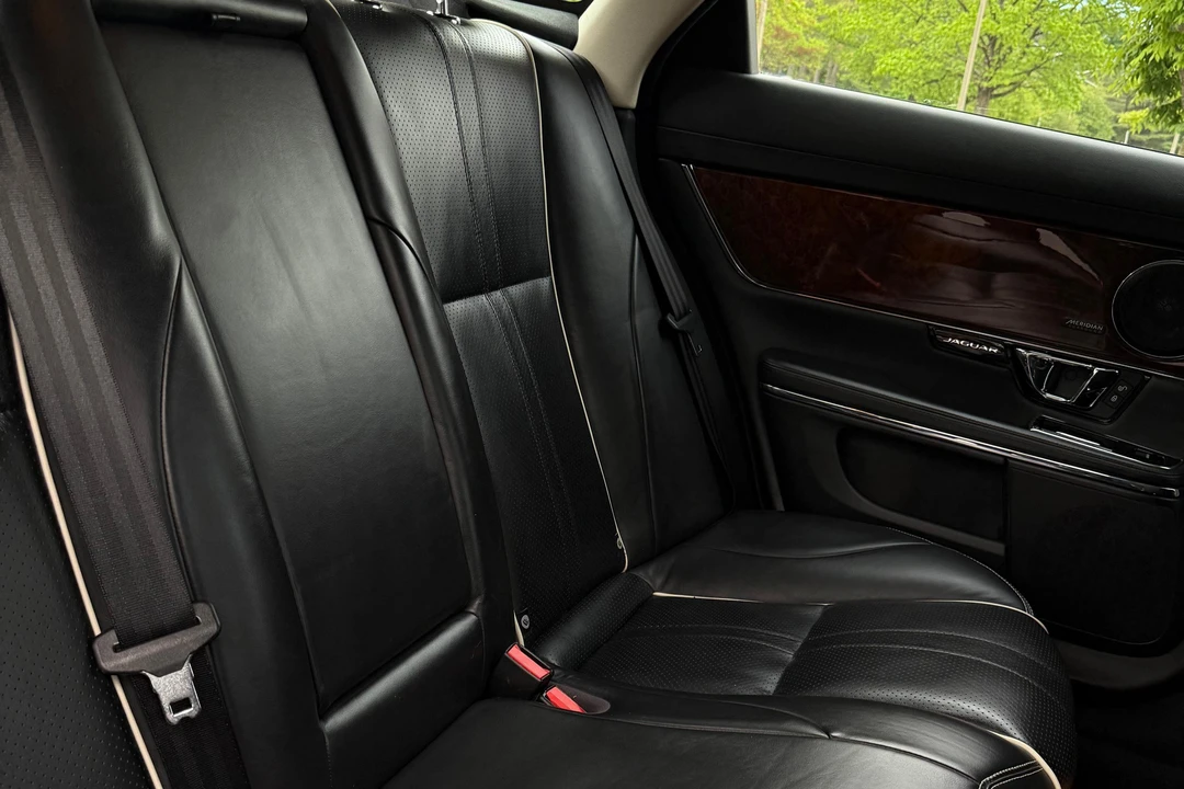 2018 Jaguar X351 XJ - Image 24 of 31