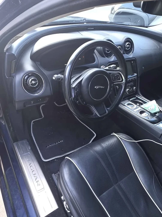 2018 Jaguar X351 XJ - Image 9 of 19