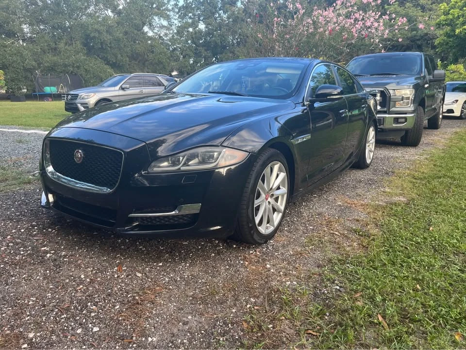 2018 Jaguar X351 XJ - Image 3 of 10