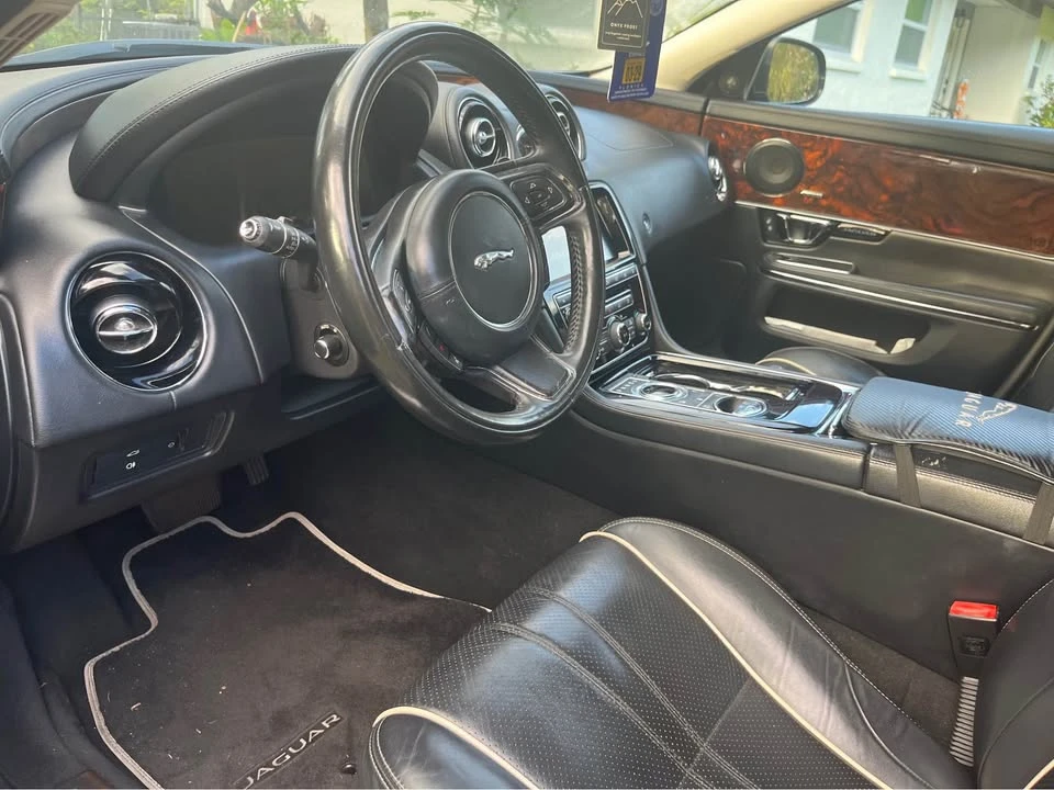 2018 Jaguar X351 XJ - Image 5 of 10