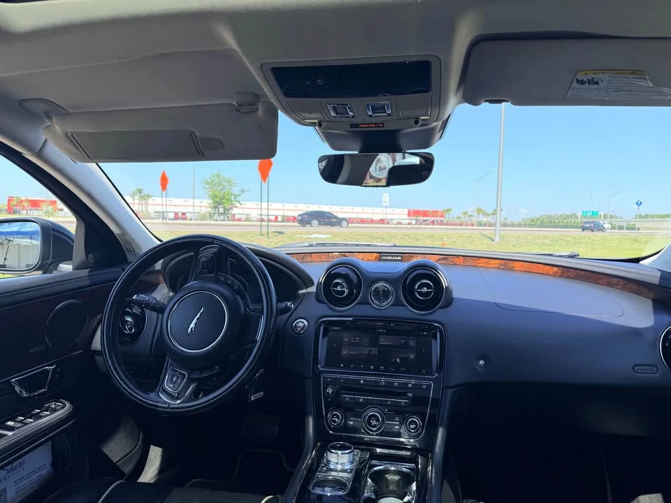 2018 Jaguar X351 XJ - Image 2 of 10