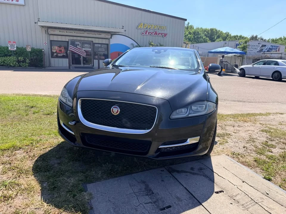 2018 Jaguar X351 XJ - Image 6 of 10