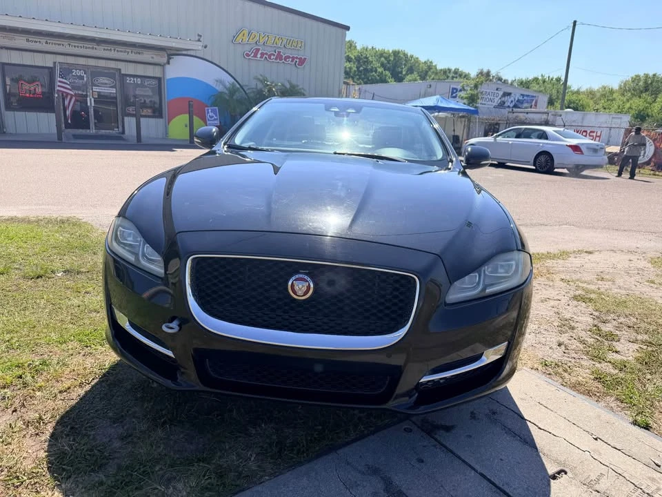 2018 Jaguar X351 XJ - Image 5 of 10