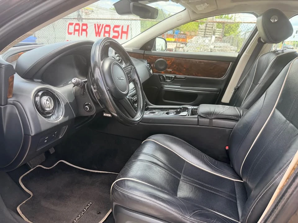 2018 Jaguar X351 XJ - Image 3 of 12