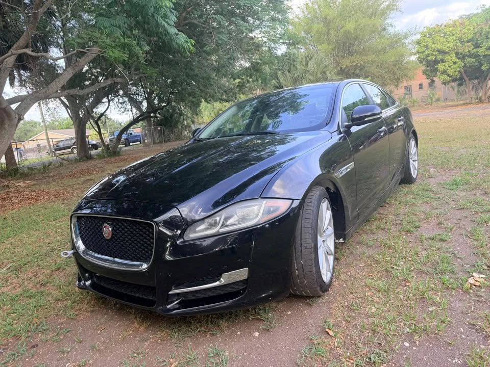 2018 Jaguar X351 XJ - Image 2 of 13
