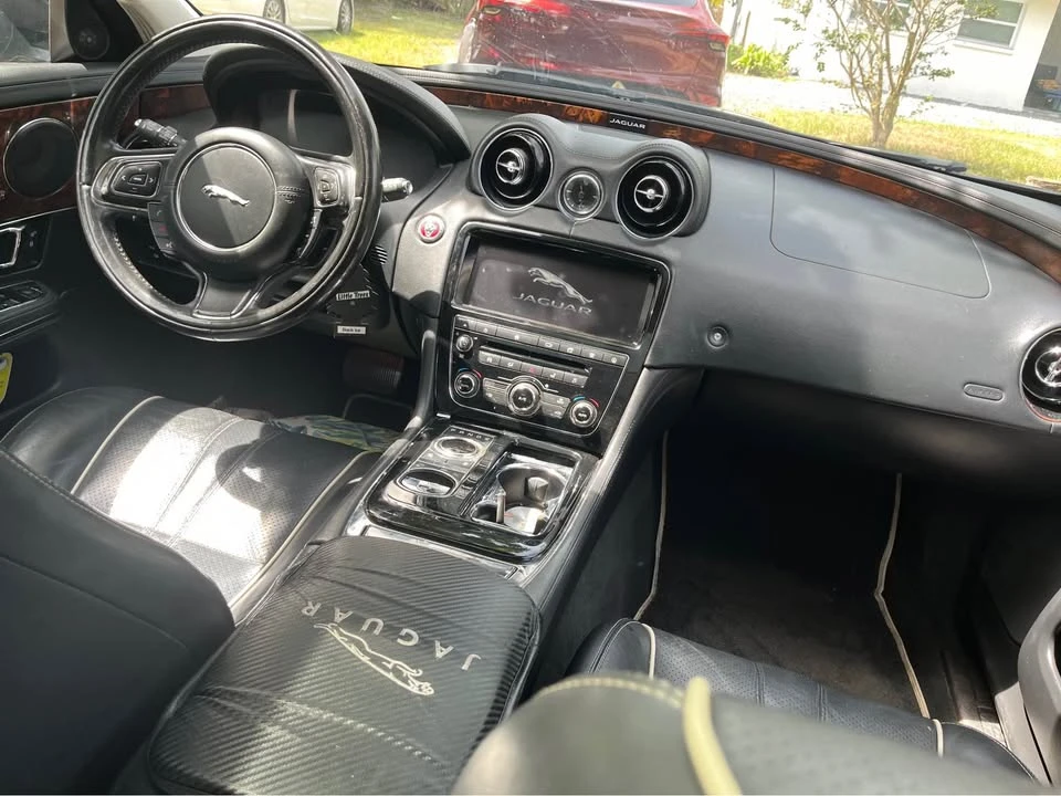 2018 Jaguar X351 XJ - Image 10 of 13