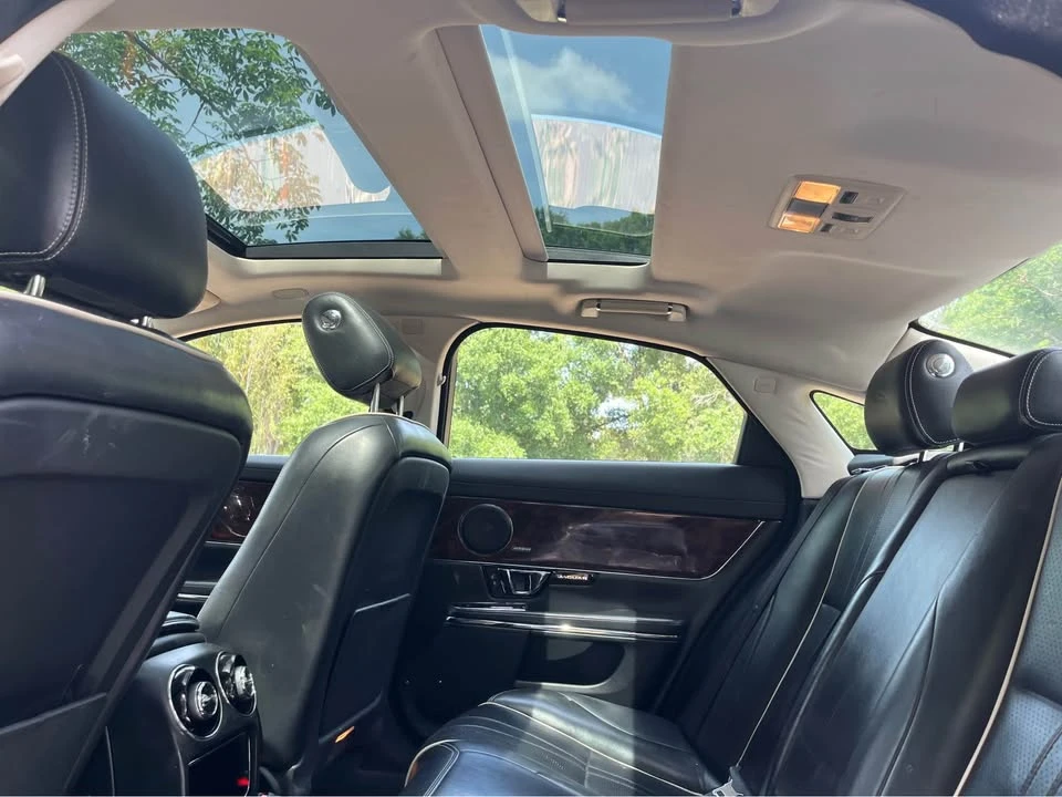 2018 Jaguar X351 XJ - Image 6 of 13