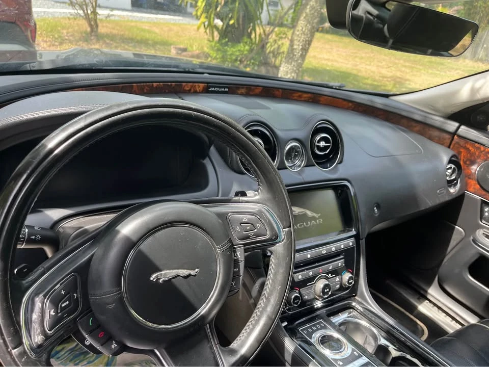 2018 Jaguar X351 XJ - Image 3 of 13