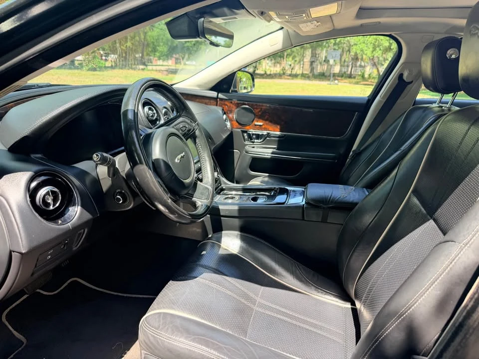 2018 Jaguar X351 XJ - Image 4 of 14