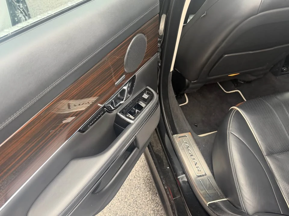 2018 Jaguar X351 XJ - Image 14 of 15