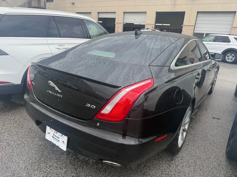 2018 Jaguar X351 XJ - Image 5 of 15