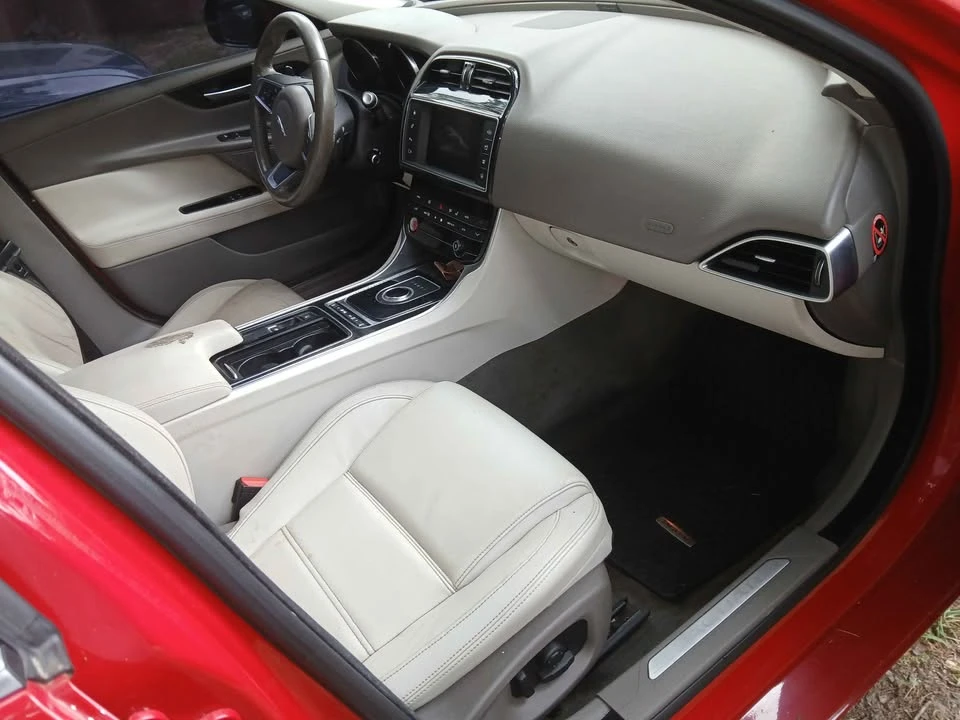 2018 Jaguar X351 XJ - Image 11 of 15