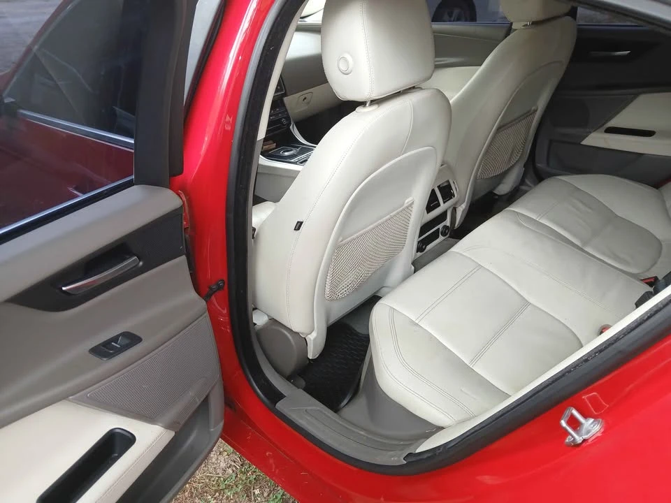 2018 Jaguar X351 XJ - Image 6 of 15