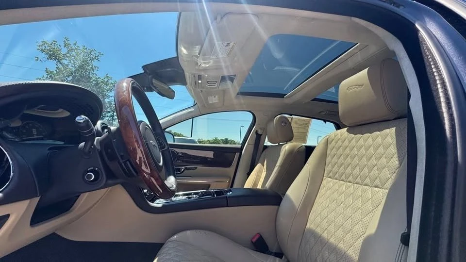 2018 Jaguar X351 XJ - Image 16 of 20