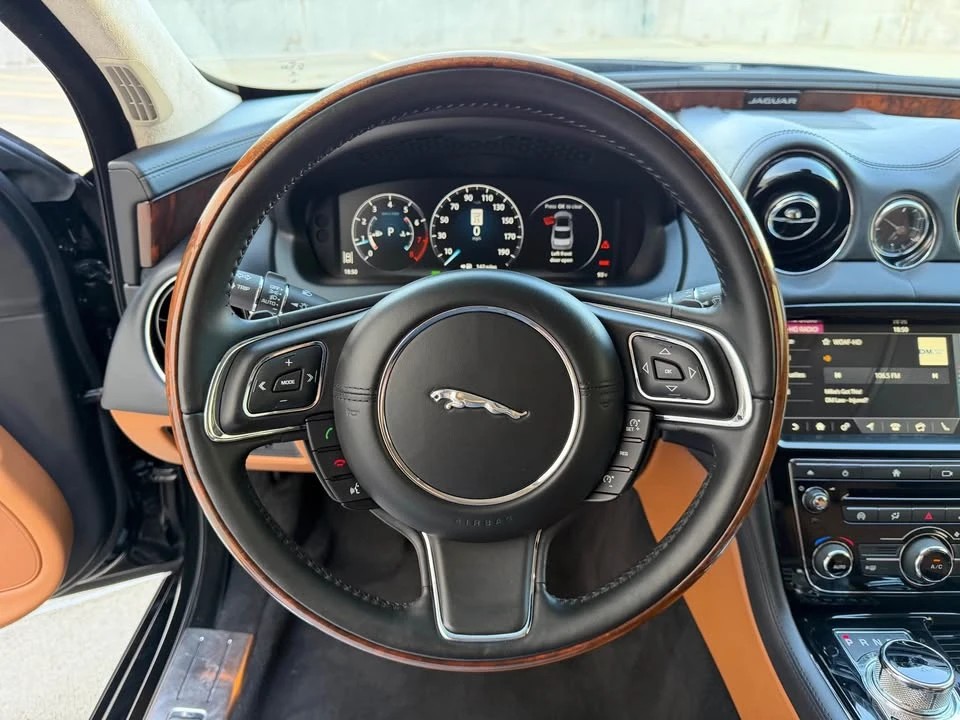 2018 Jaguar X351 XJ - Image 10 of 20