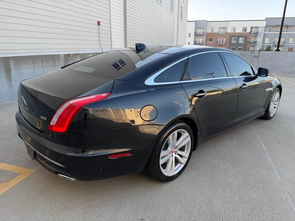 2018 Jaguar X351 XJ - Image 3 of 20