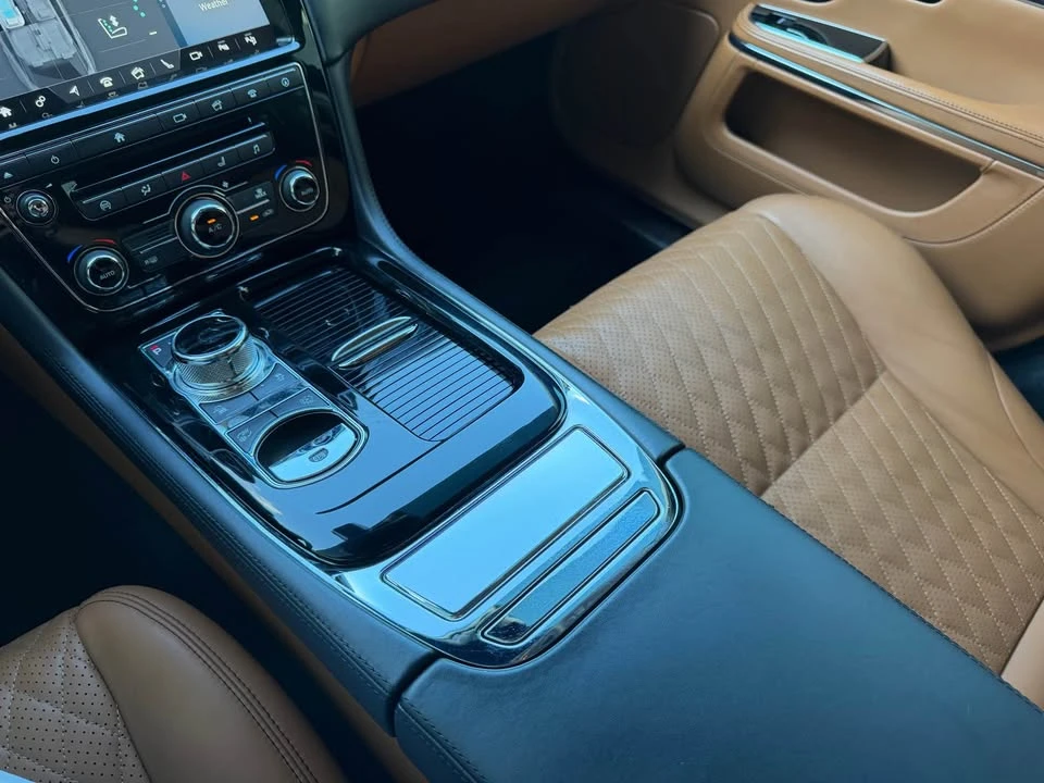 2018 Jaguar X351 XJ - Image 15 of 20