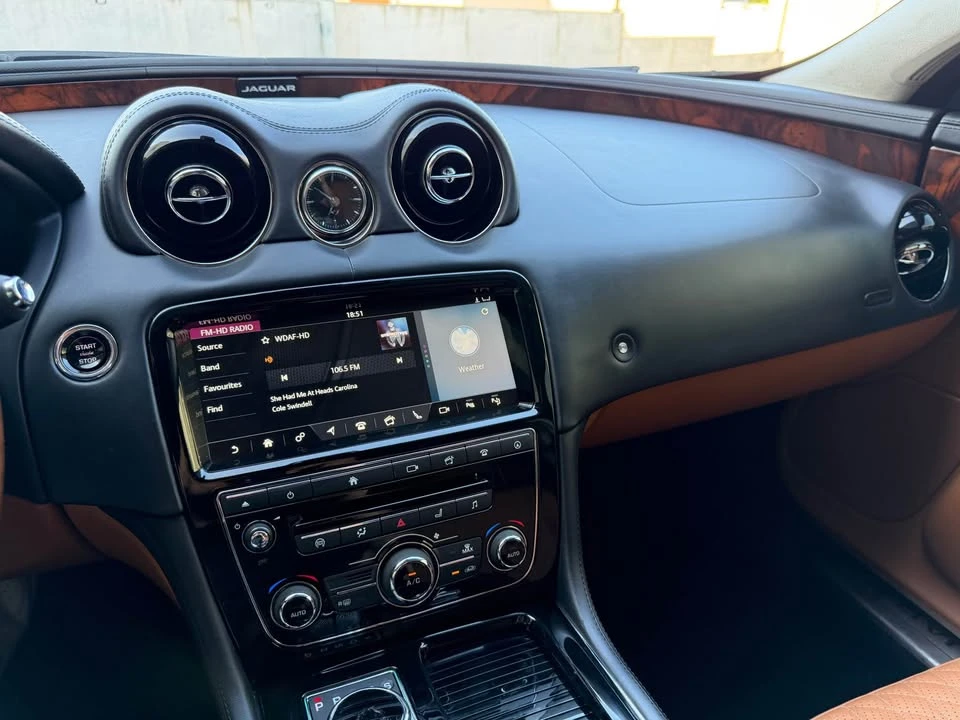 2018 Jaguar X351 XJ - Image 12 of 20