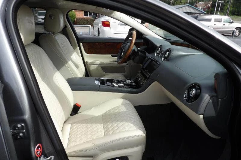 2018 Jaguar X351 XJ - Image 12 of 14