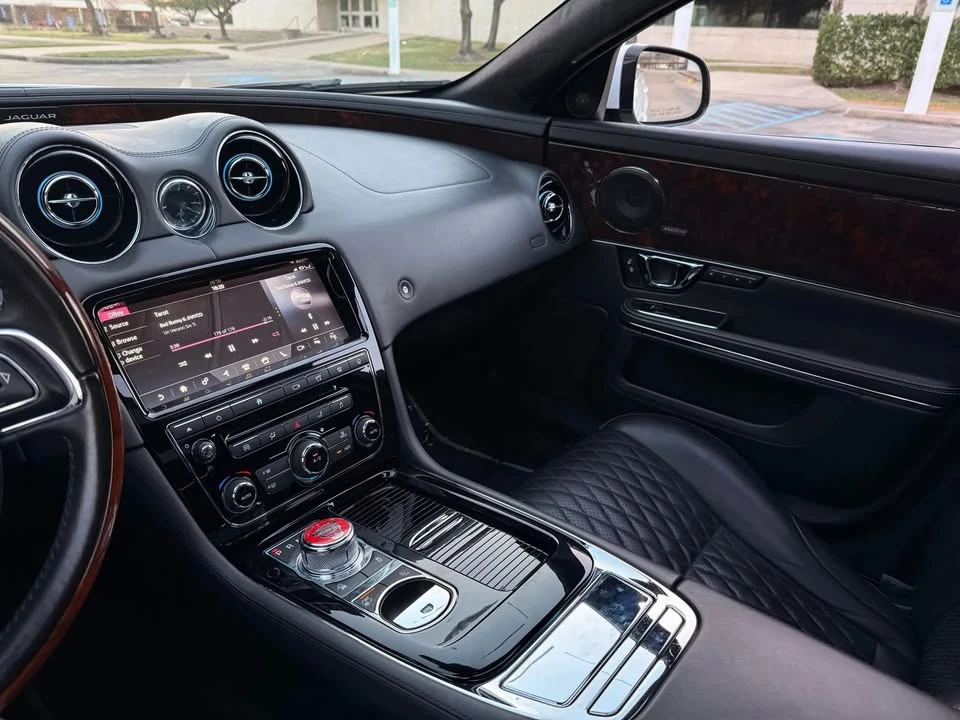 2018 Jaguar X351 XJ - Image 12 of 20