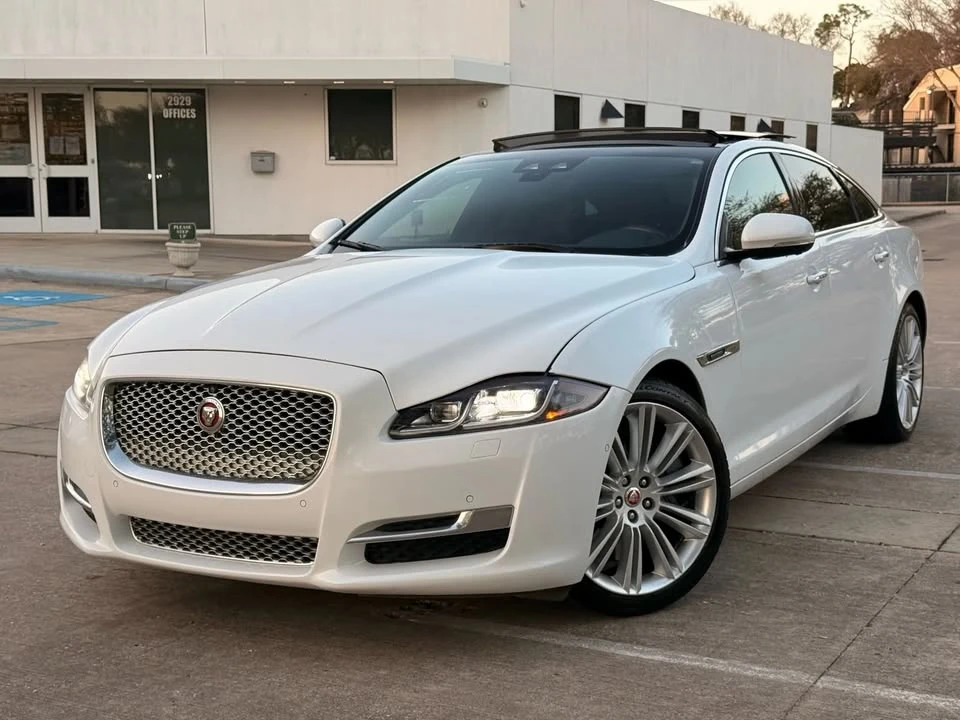2018 Jaguar X351 XJ - Image 13 of 20
