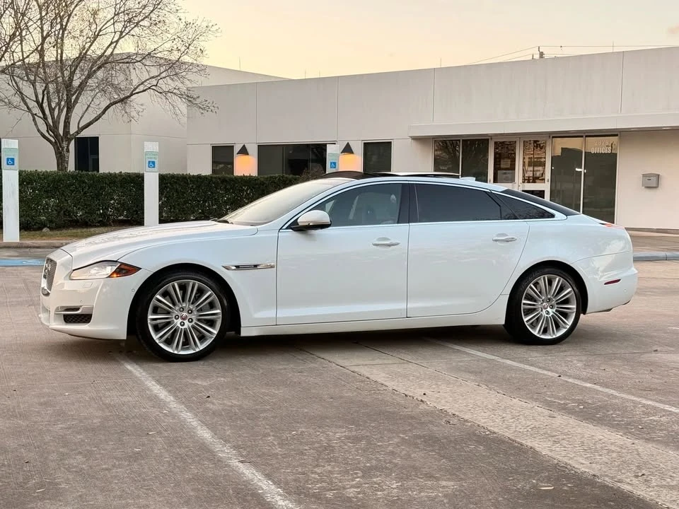 2018 Jaguar X351 XJ - Image 9 of 20