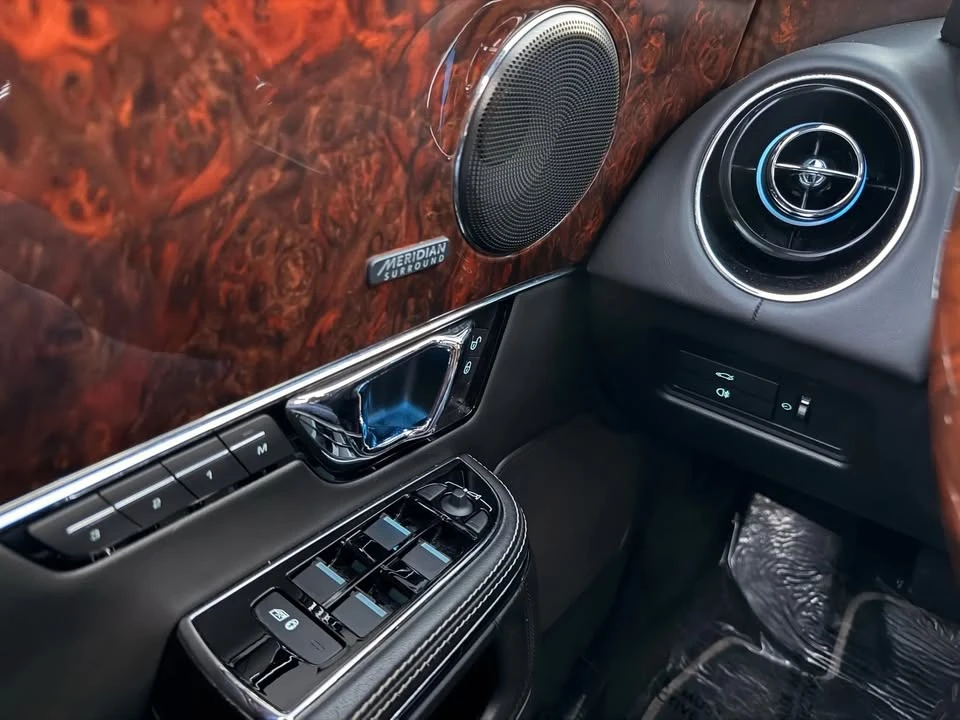 2018 Jaguar X351 XJ - Image 6 of 20