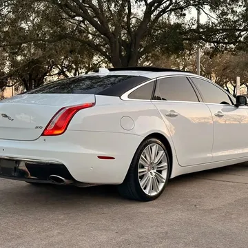 2018 Jaguar XJ XJL Supercharged Sedan
