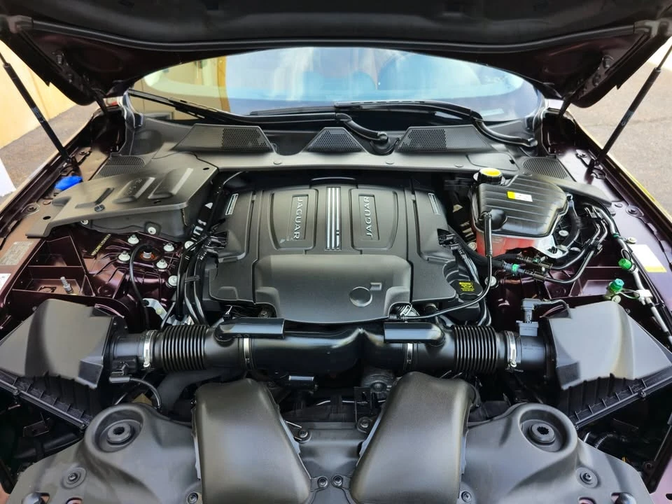 2018 Jaguar X351 XJ - Image 18 of 18